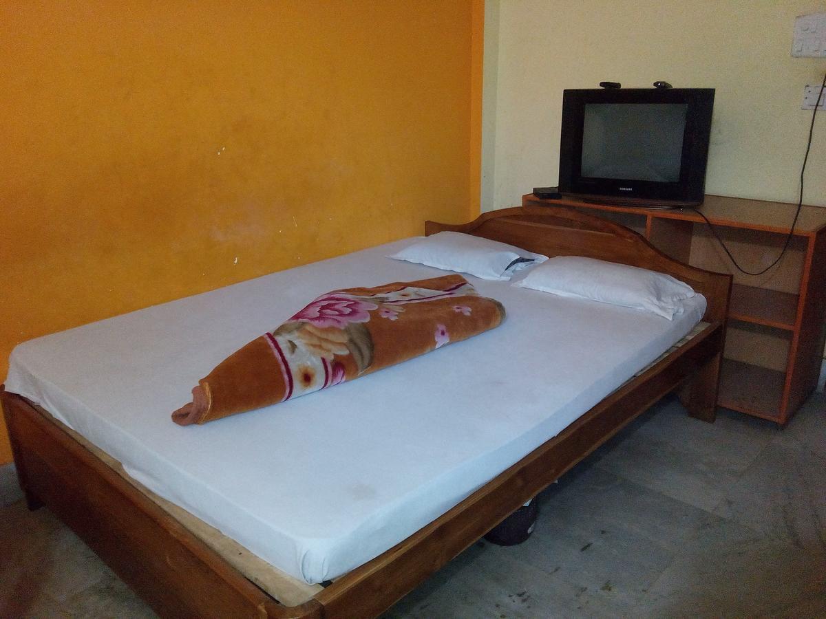 Dispur Lodge Guwahati Eksteriør bilde