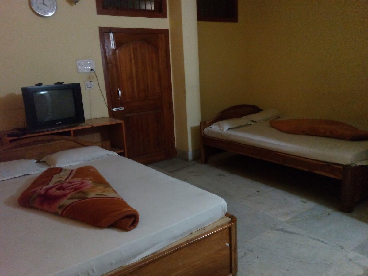 Dispur Lodge Guwahati Eksteriør bilde