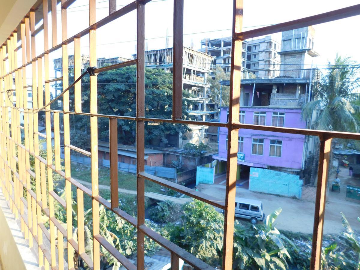 Dispur Lodge Guwahati Eksteriør bilde