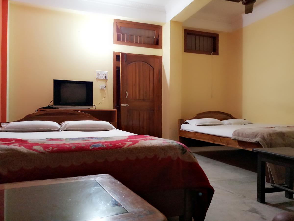 Dispur Lodge Guwahati Eksteriør bilde