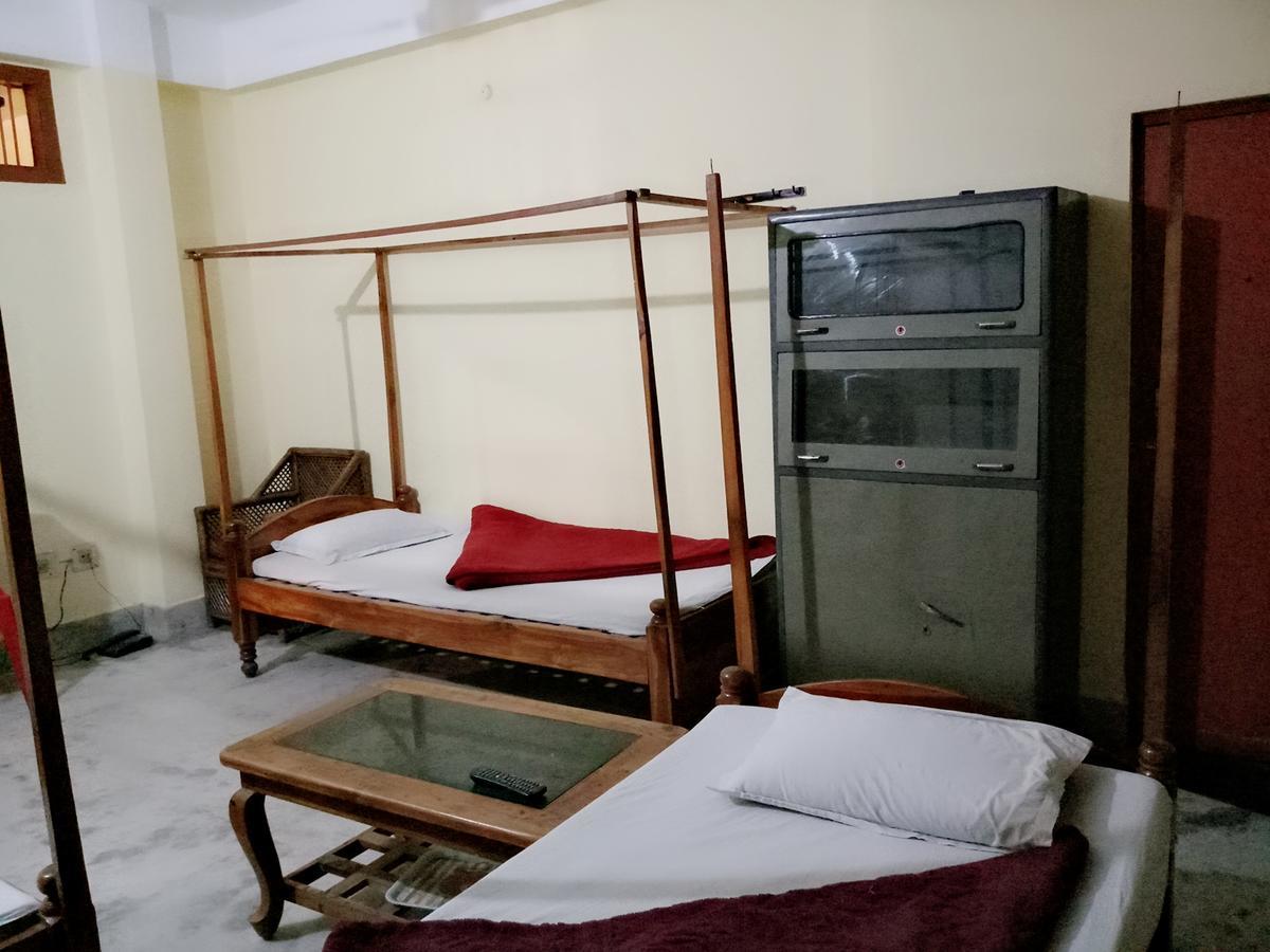 Dispur Lodge Guwahati Eksteriør bilde