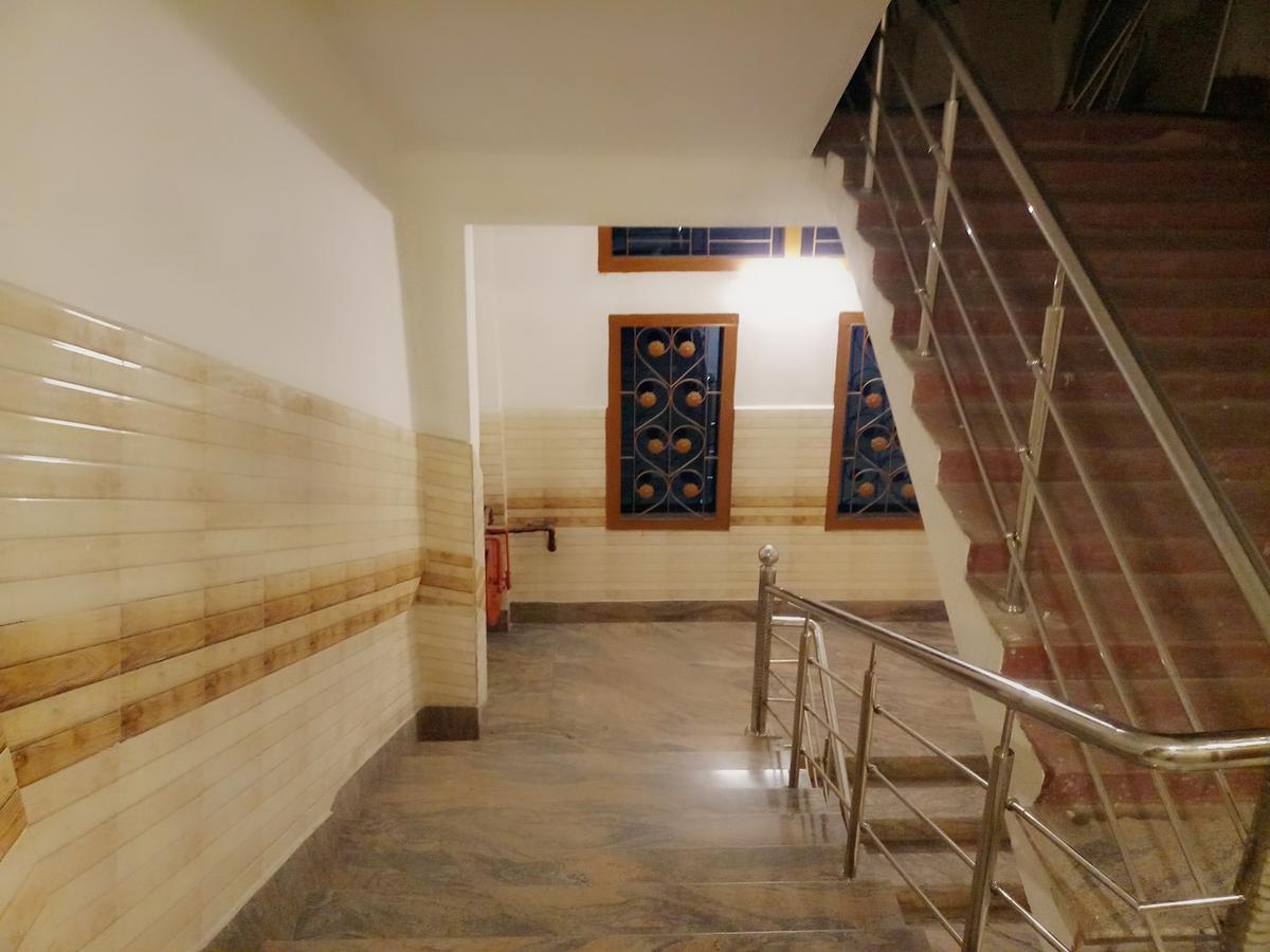 Dispur Lodge Guwahati Eksteriør bilde